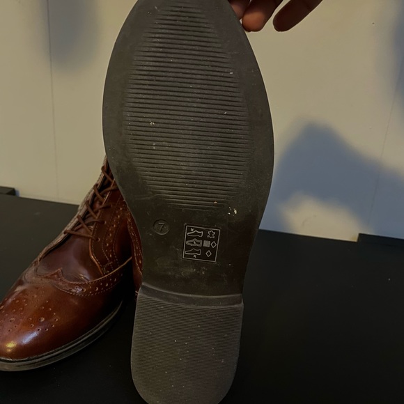 Burgundy oxford lace up ankle boots - Picture 2 of 4